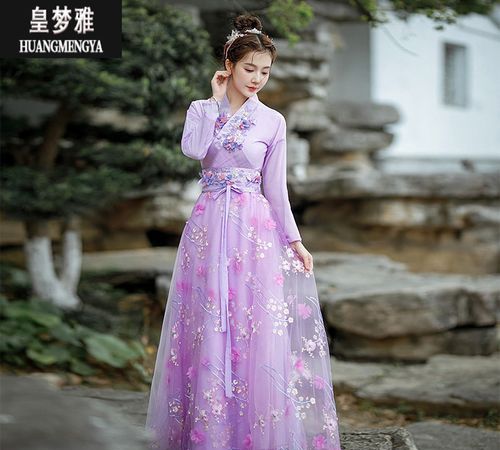 梦漂亮的女式衣服
,梦见好看的衣服是什么意思图3