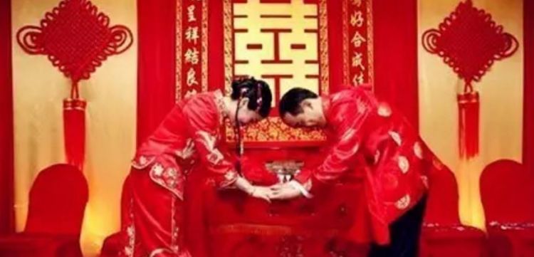 上上婚和上等婚的区别
,上等婚pk中等婚图3