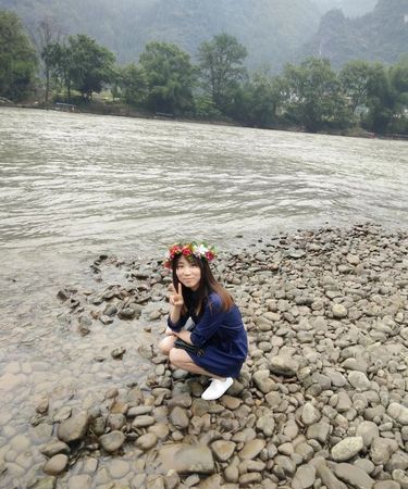 女人梦见通过干涸的河道
,梦见干涸的河有水并且河水奔流图4