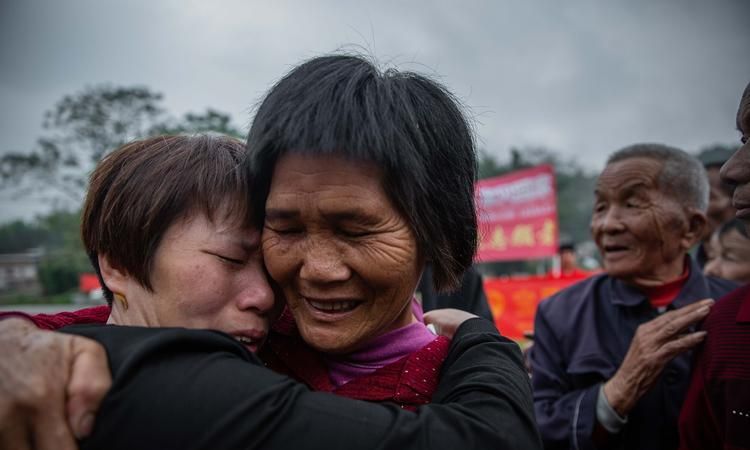 梦见自己在亲戚跟前哭
,梦见自己看到亲戚哭而不开心图3