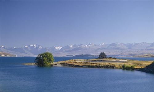 梦见一大片平静的水
,梦见大海一望无际,海水很平静图2