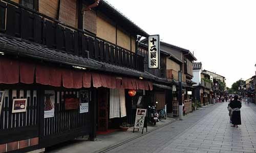 刚从日本回来梦见又要去日本
,梦见去北京旅游是什么征兆图2