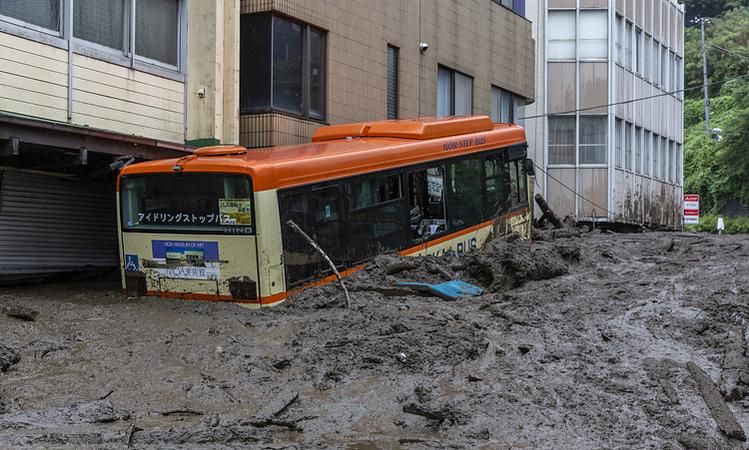 梦见自己到了日本旅游受困
,梦见在外面旅游自己却掉队了图2