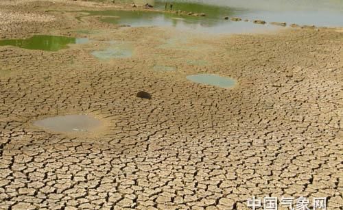 女人梦见河水干涸见底,周公解梦梦见河水干枯了图2