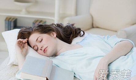 梦里出现的女人代表什么,梦里梦见一个女生说明什么意思图2