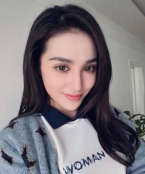 中西结合的混血女孩和纯欧女孩有什么区别呢